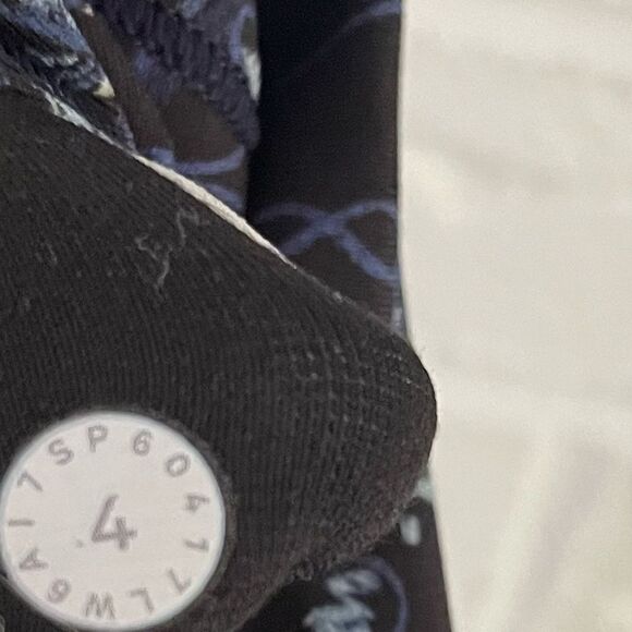 Lululemon Wunder Under Crop High Rise 21” Embellished Multi Size 4 - Picture 4 of 7